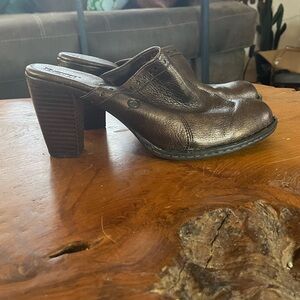 Born Women's Size 9 M Bronze Leather Clogs High Heel Slides